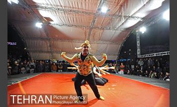 اجراهای خیابانی سی و هفتمین جشنواره تئاتر فجر 28