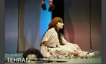 نمایش رویای یک شب نیمه تابستان‎ 15