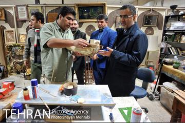 بازدید قائم مقام معاونت اجتماعی و جعمی از هنرمندان از سرای امید طلوع 23