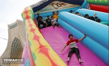 مهمانی ۱۰ کیلومتری عید غدیر در تهران 59