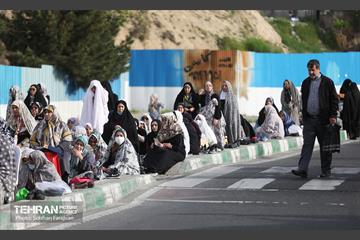 اقامه نماز عید فطر در محله بهرود 31