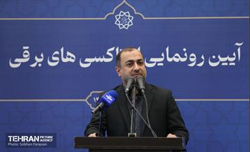 آیین رونمایی از تاکسی‌های برقی  9