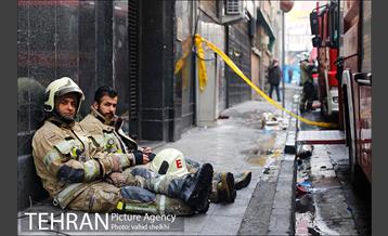 پایان عملیات اطفای حریق ساختمان برق حرارتی میدان ولیعصر 4