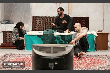 نمایش خاک سفید‎‎ 15