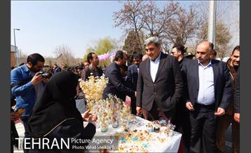 آیین کاشت درخت مادر 37