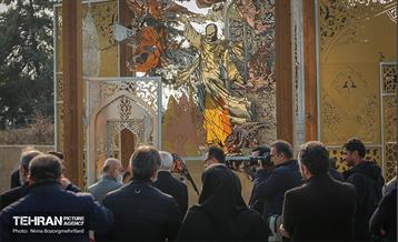 مراسم رونمایی از سازه حجمی عروج 17