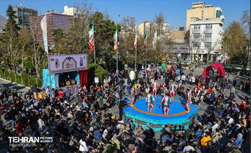 ورزش زورخانه ای در نوروزگاه فرهنگ و ملل پارک ملت 17