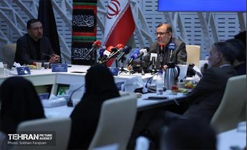 نشست خبری شهردار منطقه 2 12