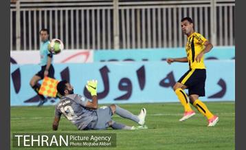 دیدار تیم‌های سپاهان اصفهان و نفت طلاییه تهران 8