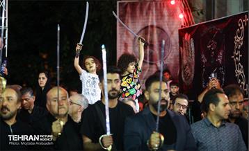 رژه‌ی شاه حسین گویان مکتب تشیع 20