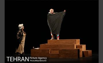 نمایش آواز قو 10