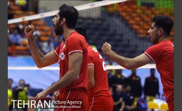 دیدار تیم های ملی والیبال ایران و هند 3