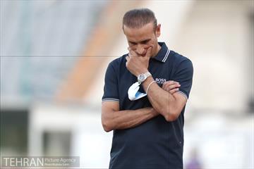 دیدار تیم های فوتبال پرسپولیس و استقلال تهران 9