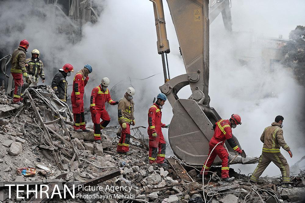 پنجشنبه ۳۰ دی ۱۳۹۵ 50