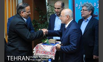 مراسم اهدای 7 دستگاه خودرو به برندگان شهروند 15