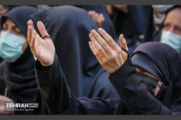 مراسم تشییع و خاکسپاری لاله های زهرایی در منطقه 5