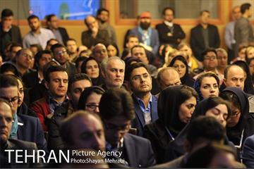 پنل اینترنت اشیا با حضور مهندس فرجود در هفتمین همایش سالانه بانکداری الکترونیک و نظام های پرداخت 13