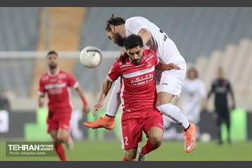 دیدار تیم های فوتبال پرسپولیس و ذوب آهن  3