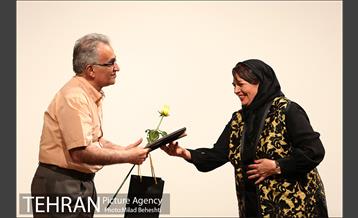 شانزدهمین جشن سالانه انجمن منتقدان و نویسندگان خانه تئاتر‎ 19