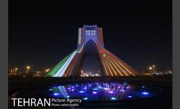 اکران تصاویری بر برج آزادی تهران برای همدردی با ملت چین 9