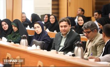 نشست «در مدار بهره‌وری» 31