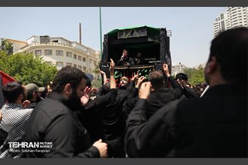 دسته عزاداری دانشگاه امام صادق(ع) در ظهر تاسوعا 13