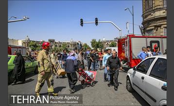 عملیات اطفا حریق در میدان حسن آباد 4