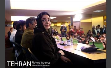 نشست خبری فیلم تابستان داغ‎  9