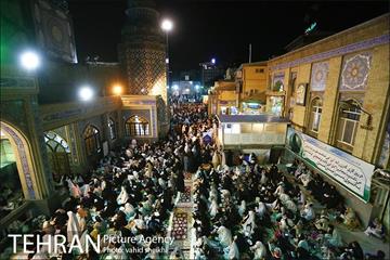 مراسم شب احیای ماه رمضان در امامزاده صالح(ع) 25
