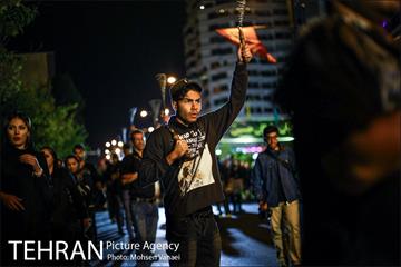دسته عزاداری در خیابان اندرزگو‎ 10