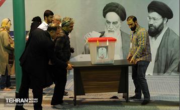 انتخابات چهاردهمین دوره ریاست جمهوری - حسینیه جماران 45