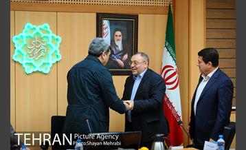 نشست شورای معاونین، مشاورین و شهرداران با حضور پیروز حناچی سرپرست شهرداری تهران 16