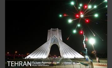 نور افشانی در میدان آزادی به مناسبت جشن نیمه شعبان 6