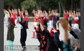 ورزش همگانی در پارک لاله 10
