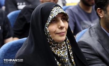 رونمایی از مدال ورزشی منطقه‌۸    12