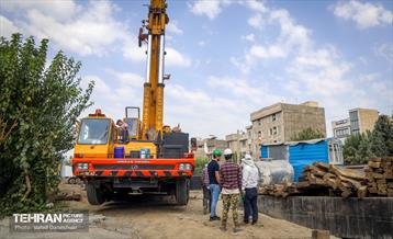 عملیات جمع آوری ریل‌ها و شاسی گذاری در حریم راه آهن تهران اهواز 8