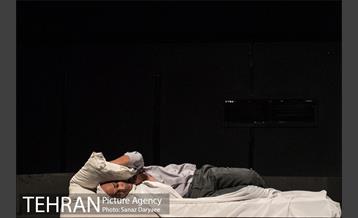 نمایش مستاجر‎ 2