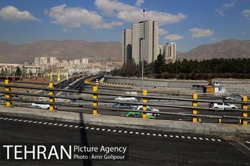 تقاطع غیر همسطح بزرگراه شهید حکیم با بلوار المپیک 13