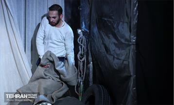 نمایش هیوشیما 34