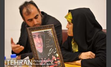 تجلیل از خانواده شهدای آتش‌نشان حادثه پلاسکو با حضور شهردار تهران 18