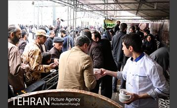 آیین سنتی سمنو پزان در میدان امام حسین (ع) 19