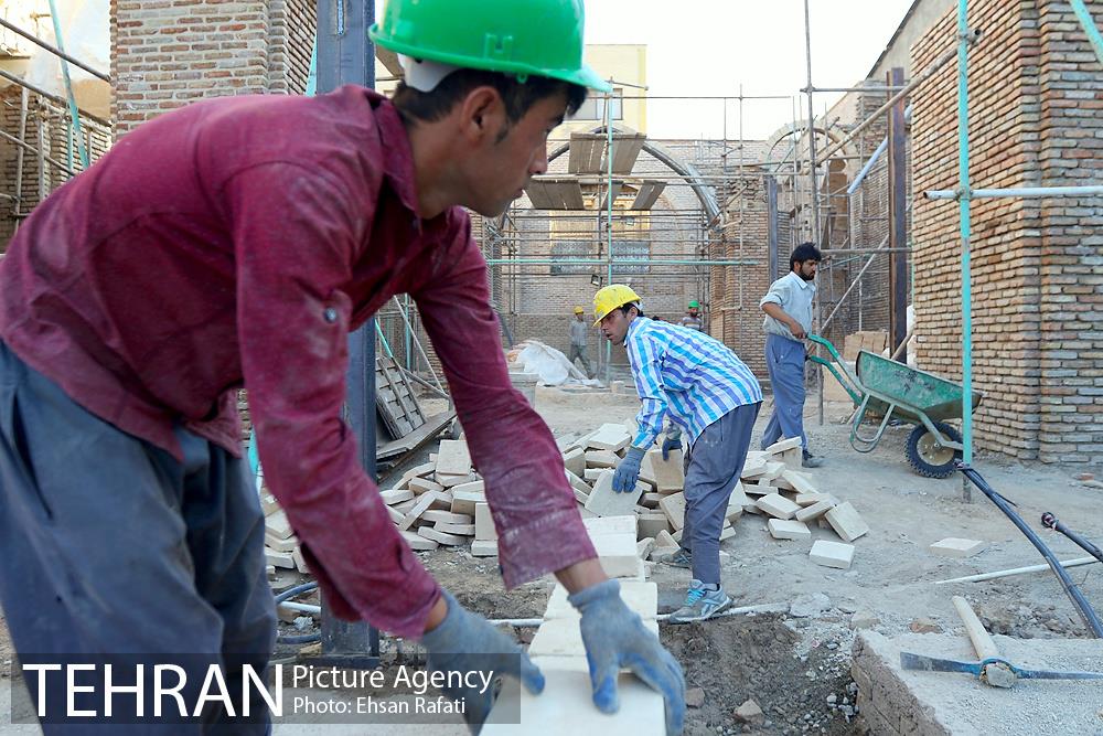 بازدید شهردار تهران از روند بازسازی و مرمت خانه باغ اتحادیه 20