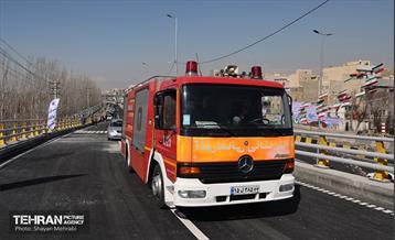 تقاطع سه سطحی بزرگراه‌های شهید نواب صفوی(شهید یارجانی) و شهید تندگویان 21