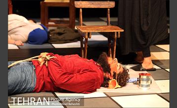 نمایش نقاشی اشر 19