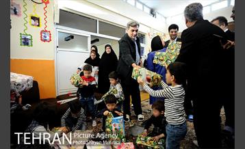 بازدید شهردار تهران از شیرخوارگاه ترکمانی 19