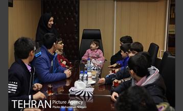 دیدار بچه های باغچه بان با شهردار منطقه شش 9