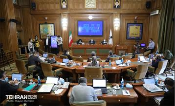 آخرین جلسه شورای پنجم شهر تهران با حضور پیروز حناچی 11