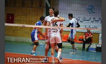 دیدار تیم های والیبال بانک سرمایه و هاوش گنبد