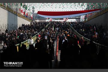 راهپیمایی ۲۲ بهمن در تهران - ۱ 12