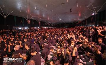 عزاداری شب پنجم محرم در هیئت هیأت الرضا 32